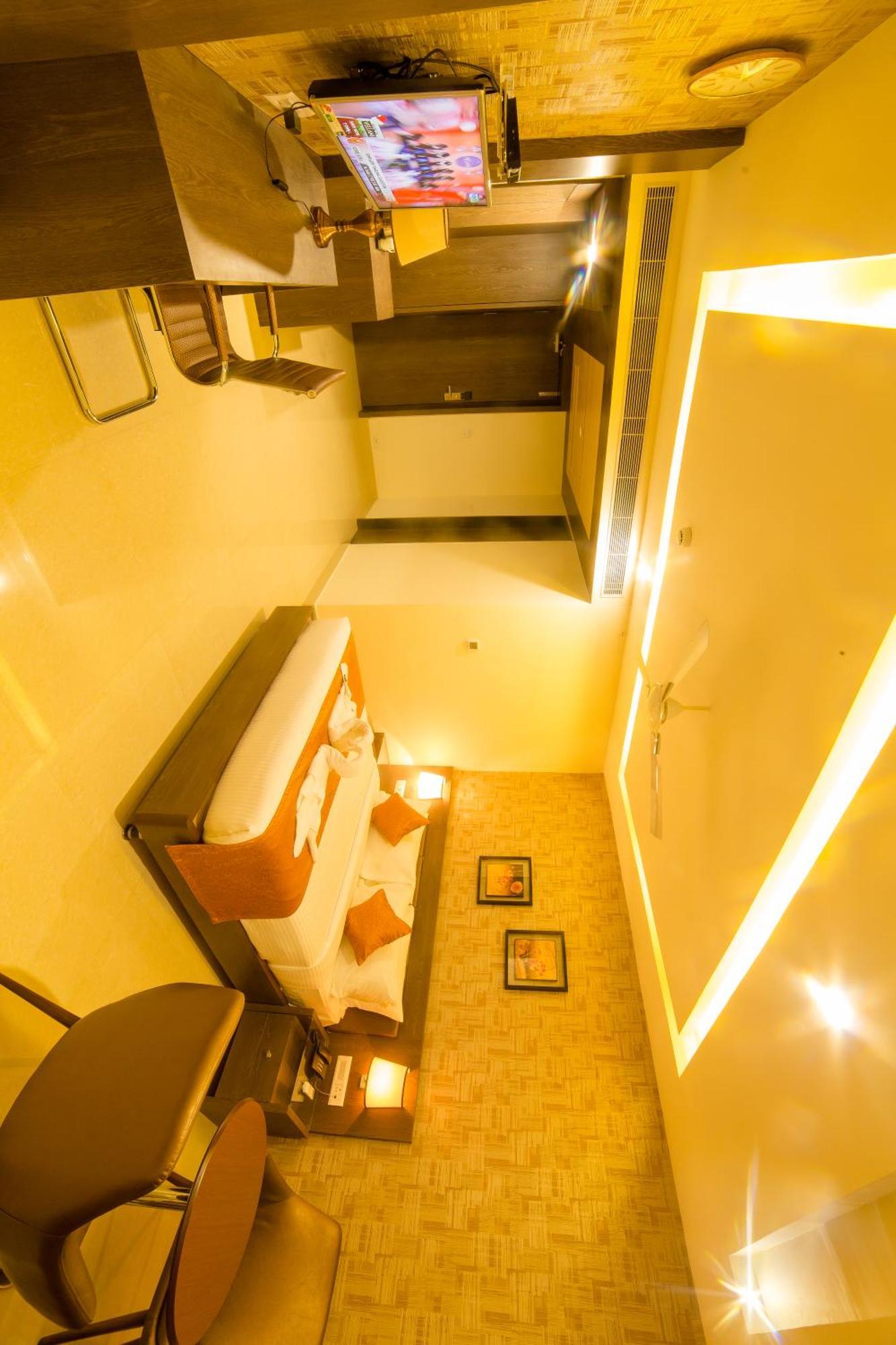 Hotel Indraprasttha Vidzsajavádá Kültér fotó