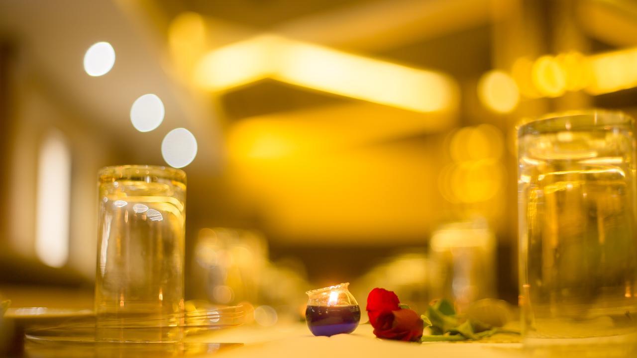 Hotel Indraprasttha Vidzsajavádá Kültér fotó